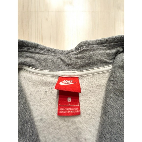 Nike Sportswear Quarter-Zip Pullover – Gray & White – Size Large - Picture 3 of 6